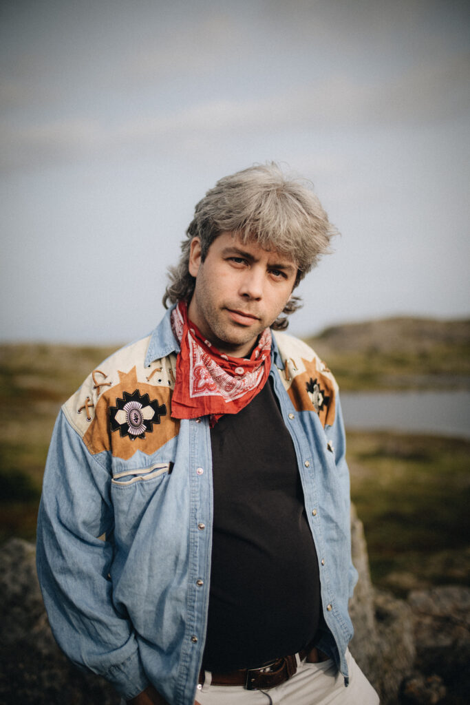 Portrait of Len O’Neill outdoors